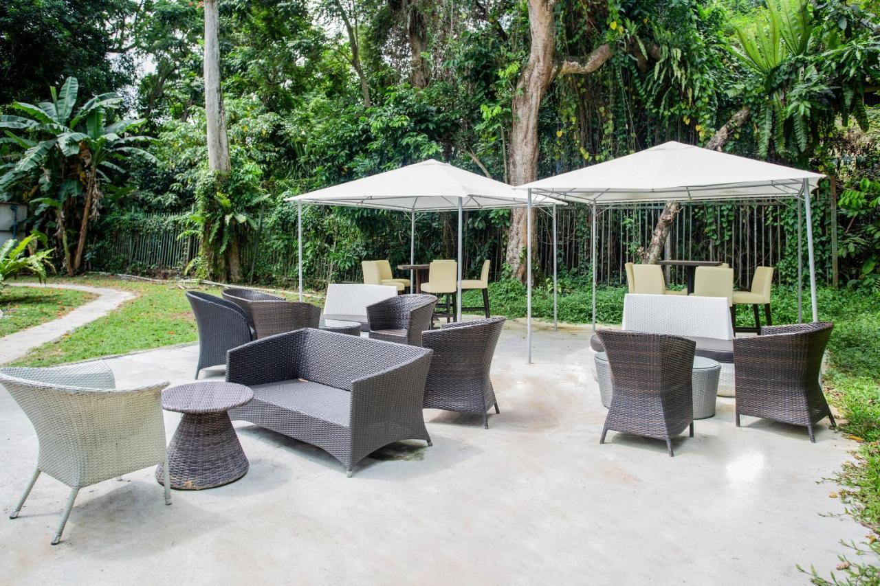 Oyo 104 Pegasus Hotel Singapore Eksteriør bilde